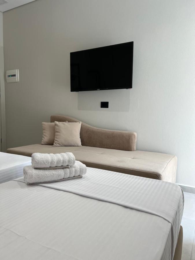 Astoria Rooms Sarandë Exterior foto