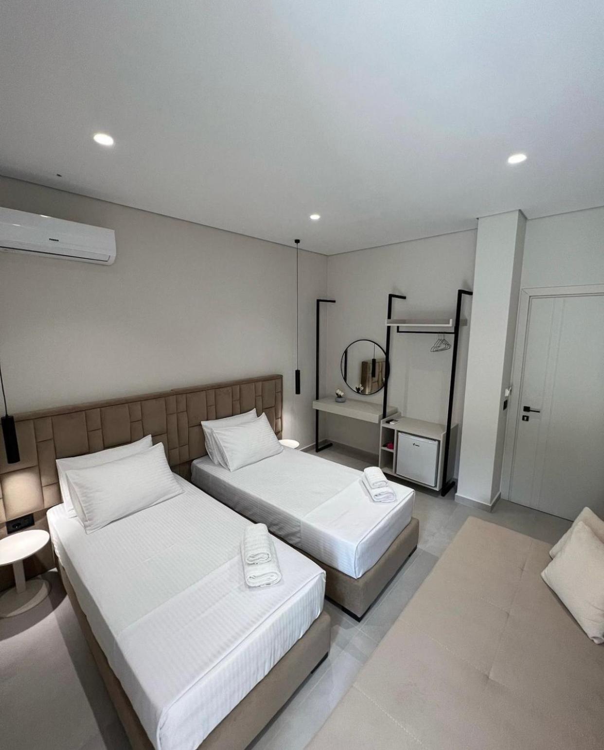 Astoria Rooms Sarandë Exterior foto